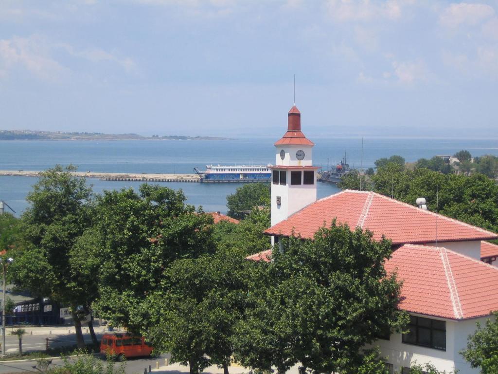 Guest House Fanari Sozopol Exterior photo
