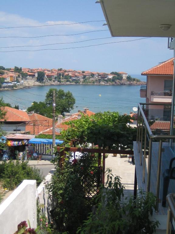 Guest House Fanari Sozopol Exterior photo