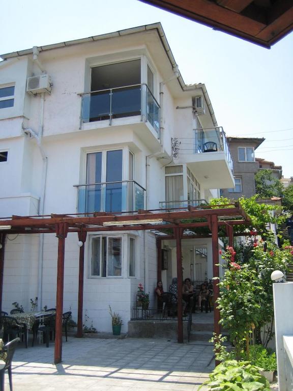 Guest House Fanari Sozopol Exterior photo